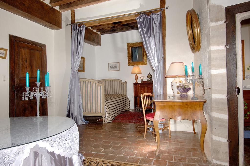 Chateau Du Max Le Theil  Kamer foto